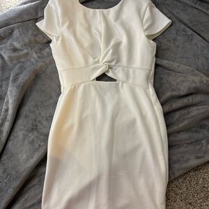 Elegant White Dress with Twist Detail